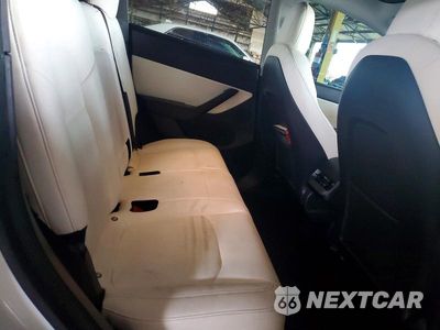 Zdjęcie 10 z 12 samochodu: 2021 TESLA MODEL Y VIN:5YJYGDEEXMF098648 - miniatura