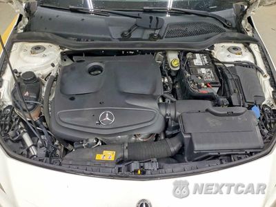 Zdjęcie 11 z 12 samochodu: 2019 MERCEDES-BENZ CLA 250 VIN:WDDSJ4EB4KN723224 - miniatura