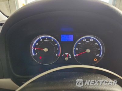 Zdjęcie 9 z 13 samochodu: 2010 HYUNDAI ACCENT GLS VIN:KMHCN4AC8AU500590 - miniatura