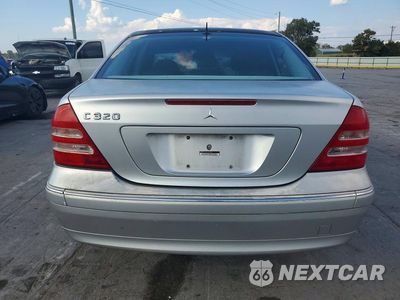 Zdjęcie 6 z 12 samochodu: 2003 MERCEDES-BENZ C 320 VIN:WDBRF64J43E010404 - miniatura