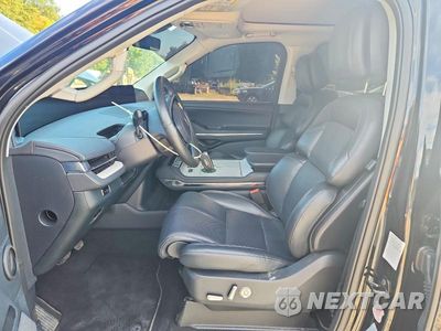 Zdjęcie 7 z 13 samochodu: 2026 LINCOLN NAVIGATOR RESERVE VIN:5LMJJ2LG9TEL00674 - miniatura