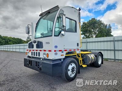 2026 AUTOCAR XSPOTTER YARD TRUCK 5V4H4LF2XTH253722 - główne zdjęcie licytacji z USA - miniatura