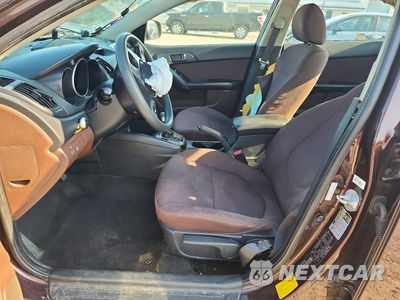 Zdjęcie 7 z 12 samochodu: 2011 KIA FORTE EX VIN:KNAFU4A29B5399368 - miniatura