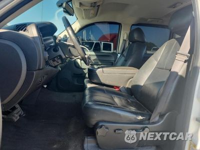 Zdjęcie 7 z 12 samochodu: 2013 GMC SIERRA K3500 SLE VIN:1GT423C86DF111363 - miniatura