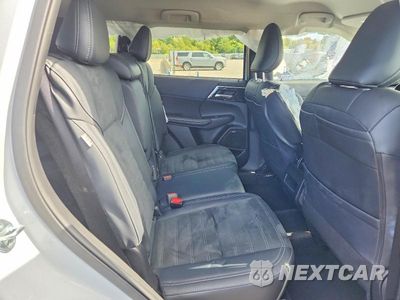 Zdjęcie 11 z 13 samochodu: 2025 MITSUBISHI OUTLANDER SE VIN:JA4J4VA80SZ042543 - miniatura