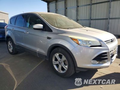 Czwarte zdjęcie samochodu z boku: 2016 FORD ESCAPE SE VIN:1FMCU0GX3GUA45453 - miniatura