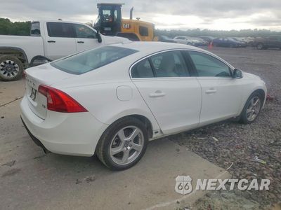 Trzecie zdjęcie samochodu z tyłu: 2012 VOLVO S60 T5 VIN:YV1622FS5C2092959 - miniatura