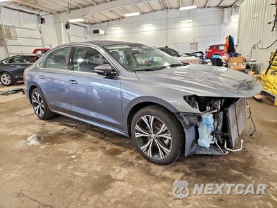 Czwarte zdjęcie samochodu z boku: 2022 VOLKSWAGEN PASSAT SE VIN:1VWSA7A31NC003662 - miniatura