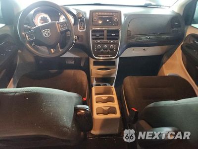 Zdjęcie 8 z 13 samochodu: 2015 DODGE GRAND CARAVAN SE VIN:2C4RDGBG2FR616599 - miniatura