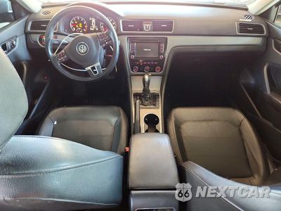 Zdjęcie 8 z 12 samochodu: 2015 VOLKSWAGEN PASSAT SE VIN:1VWBT7A38FC026223 - miniatura
