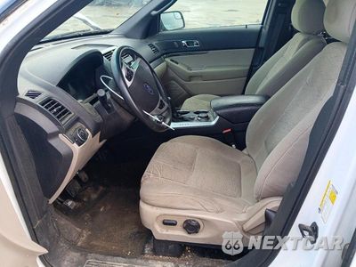 Zdjęcie 7 z 12 samochodu: 2014 FORD EXPLORER VIN:1FM5K8B83EGA33294 - miniatura