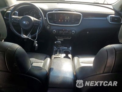 Zdjęcie 8 z 13 samochodu: 2017 KIA SORENTO EX VIN:5XYPH4A56HG228762 - miniatura