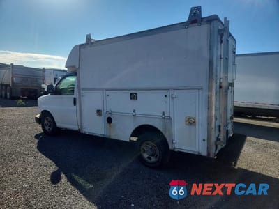 Drugie zdjęcie samochodu z przodu: 2008 CHEVROLET EXPRESS G3500 VIN:1GBHG31K181120514 - miniatura