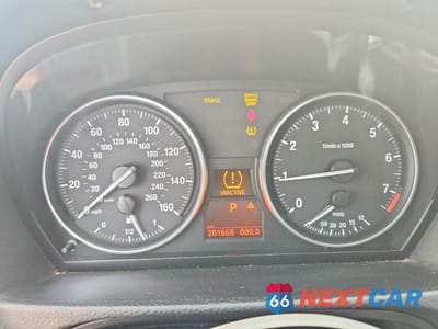 Zdjęcie 9 z 12 samochodu: 2008 BMW 328 I VIN:WBAVA37548NL50586 - miniatura