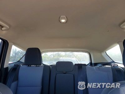 Zdjęcie 10 z 13 samochodu: 2017 FORD ESCAPE SE VIN:1FMCU9GD4HUC61548 - miniatura