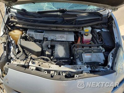 Zdjęcie 11 z 13 samochodu: 2012 TOYOTA PRIUS TWO VIN:JTDKN3DU9C1557366 - miniatura