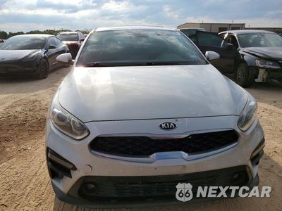Piąte zdjęcie samochodu w środku: 2020 KIA FORTE EX VIN:3KPF54AD5LE211548 - miniatura