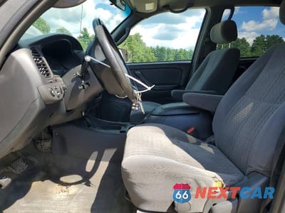 Zdjęcie 7 z 12 samochodu: 2004 TOYOTA TUNDRA SR5 VIN:5TBDT44154S444053 - miniatura