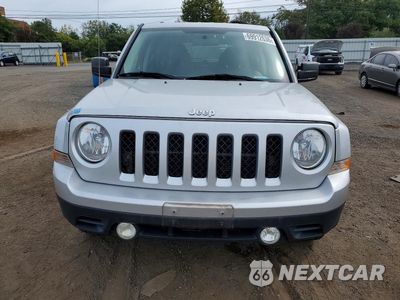 Piąte zdjęcie samochodu w środku: 2011 JEEP PATRIOT VIN:1J4NF1GB9BD276247 - miniatura