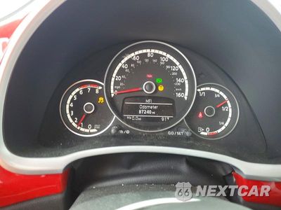 Zdjęcie 9 z 12 samochodu: 2014 VOLKSWAGEN BEETLE 1.8T VIN:3VWJ07AT9EM640229 - miniatura