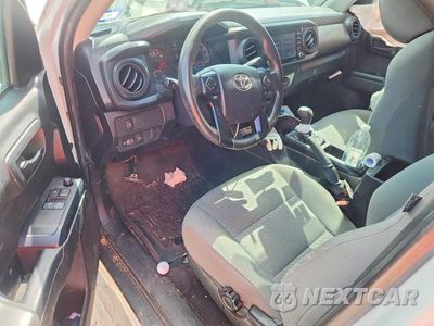 Zdjęcie 8 z 12 samochodu: 2022 TOYOTA TACOMA SR VIN:3TYRX5GN8NT053913 - miniatura