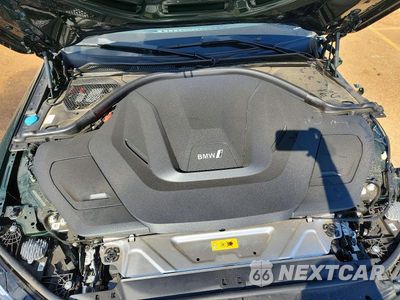Zdjęcie 11 z 13 samochodu: 2024 BMW I4 EDRIVE 35 VIN:WBY43AW00RFS77391 - miniatura