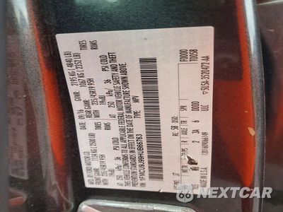 Zdjęcie 14 z 14 samochodu: 2017 FORD ESCAPE TITANIUM VIN:1FMCU9J99HUB66763 - miniatura