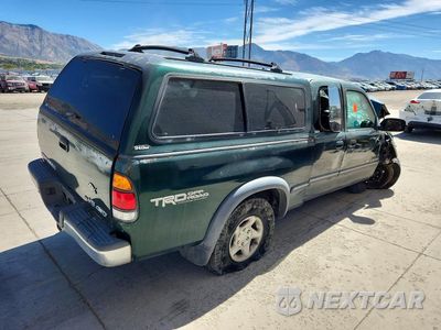 Trzecie zdjęcie samochodu z tyłu: 2002 TOYOTA TUNDRA SR5 V8 VIN:5TBBT44112S227197 - miniatura