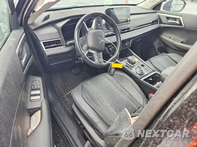 Zdjęcie 8 z 13 samochodu: 2024 MITSUBISHI OUTLANDER SE VIN:JA4J3VA88RZ086979 - miniatura
