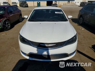 Piąte zdjęcie samochodu w środku: 2015 CHRYSLER 200 LIMITED VIN:1C3CCCAB6FN600933 - miniatura