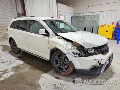 Czwarte zdjęcie samochodu z boku: 2018 DODGE JOURNEY CROSSROAD VIN:3C4PDDGG0JT386940 - miniatura