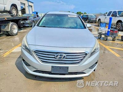 Piąte zdjęcie samochodu w środku: 2016 HYUNDAI SONATA SE VIN:5NPE24AF9GH383685 - miniatura