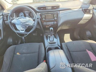 Zdjęcie 8 z 13 samochodu: 2017 NISSAN ROGUE SPORT S VIN:JN1BJ1CP4HW029453 - miniatura