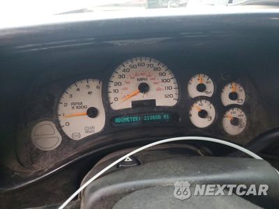 Zdjęcie 9 z 13 samochodu: 2003 GMC YUKON XL K1500 VIN:1GKFK16ZX3J154329 - miniatura