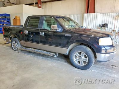 Czwarte zdjęcie samochodu z boku: 2006 FORD F150 SUPERCREW VIN:1FTRW12W36KC38774 - miniatura