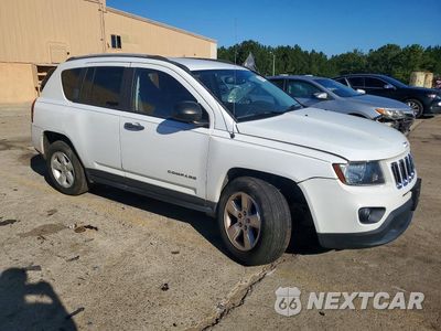 Czwarte zdjęcie samochodu z boku: 2017 JEEP COMPASS SPORT VIN:1C4NJCBB2HD118283 - miniatura