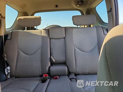 Zdjęcie 10 z 13 samochodu: 2006 TOYOTA RAV4 LIMITED VIN:JTMZK31V165001313 - miniatura