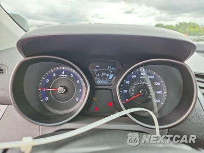 Zdjęcie 9 z 12 samochodu: 2014 HYUNDAI ELANTRA SE VIN:5NPDH4AE2EH504796 - miniatura