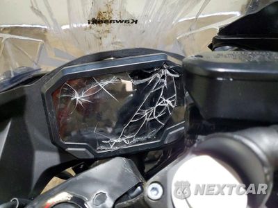 Zdjęcie 7 z 8 samochodu: 2025 KAWASAKI EX500 A VIN:ML5EXGJ14SDA40169 - miniatura