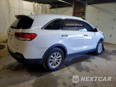 Trzecie zdjęcie samochodu z tyłu: 2017 KIA SORENTO LX VIN:5XYPGDA3XHG199994 - miniatura