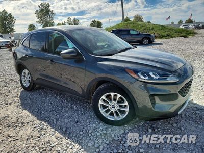 Czwarte zdjęcie samochodu z boku: 2020 FORD ESCAPE SE VIN:1FMCU0G60LUB00538 - miniatura
