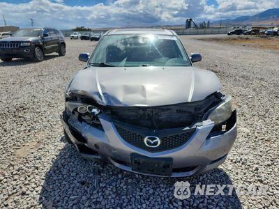 Piąte zdjęcie samochodu w środku: 2006 MAZDA 3 I VIN:JM1BK12G861457211 - miniatura