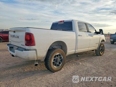 Trzecie zdjęcie samochodu z tyłu: 2026 RAM 2500 LARAMIE VIN:3C63R5FL5TG281432 - miniatura