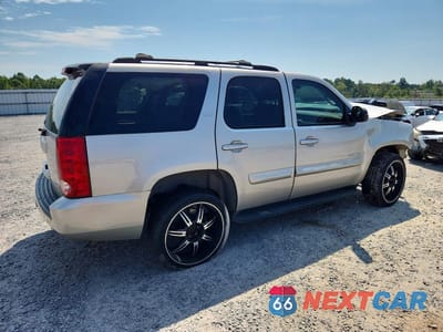Trzecie zdjęcie samochodu z tyłu: 2007 GMC YUKON VIN:1GKFK13057J129995 - miniatura