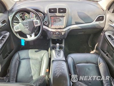 Zdjęcie 8 z 13 samochodu: 2019 DODGE JOURNEY SE VIN:3C4PDCBB5KT871825 - miniatura