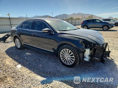 Czwarte zdjęcie samochodu z boku: 2016 VOLKSWAGEN PASSAT SE VIN:1VWBS7A3XGC045893 - miniatura