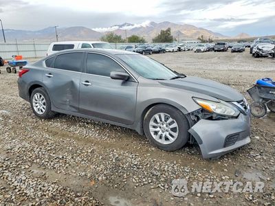 Czwarte zdjęcie samochodu z boku: 2016 NISSAN ALTIMA 2.5 S VIN:1N4AL3AP4GN357659 - miniatura