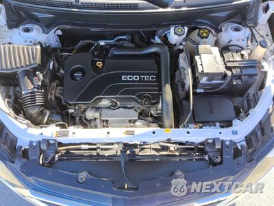 Zdjęcie 11 z 12 samochodu: 2018 CHEVROLET EQUINOX LT VIN:2GNAXSEV5J6240936 - miniatura