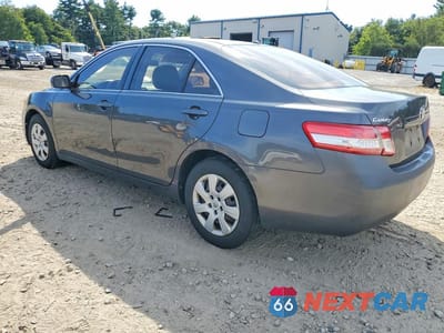 Drugie zdjęcie samochodu z przodu: 2010 TOYOTA CAMRY LE VIN:4T4BF3EK8AR002108 - miniatura