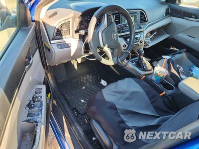 Zdjęcie 8 z 12 samochodu: 2017 HYUNDAI ELANTRA SE VIN:5NPD74LF9HH206372 - miniatura
